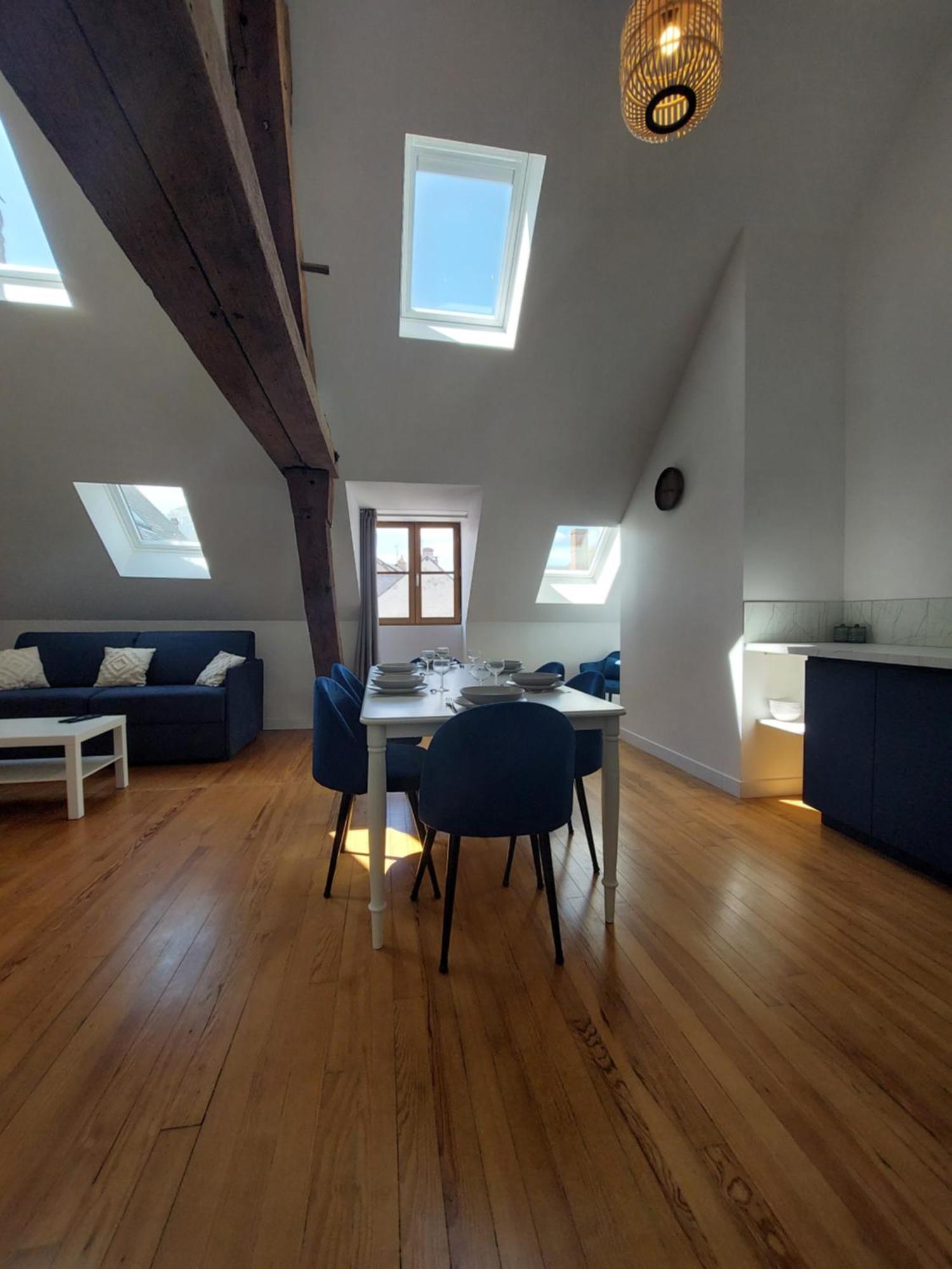 Appartements L'Hirondelle Beaugency Exterior photo
