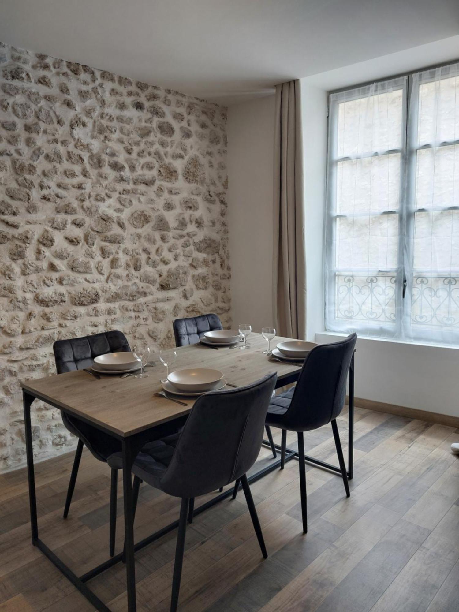 Appartements L'Hirondelle Beaugency Exterior photo