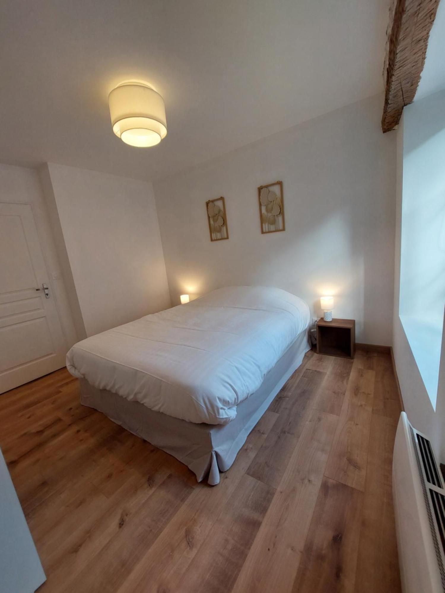 Appartements L'Hirondelle Beaugency Exterior photo